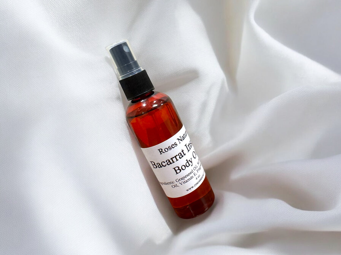 Scented Body Oil: Nourishing Hydration in Captivating Scents