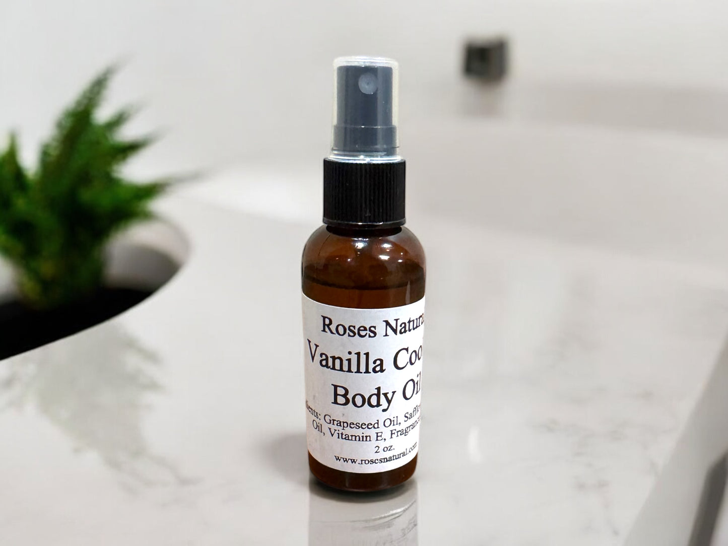 Scented Body Oil: Nourishing Hydration in Captivating Scents