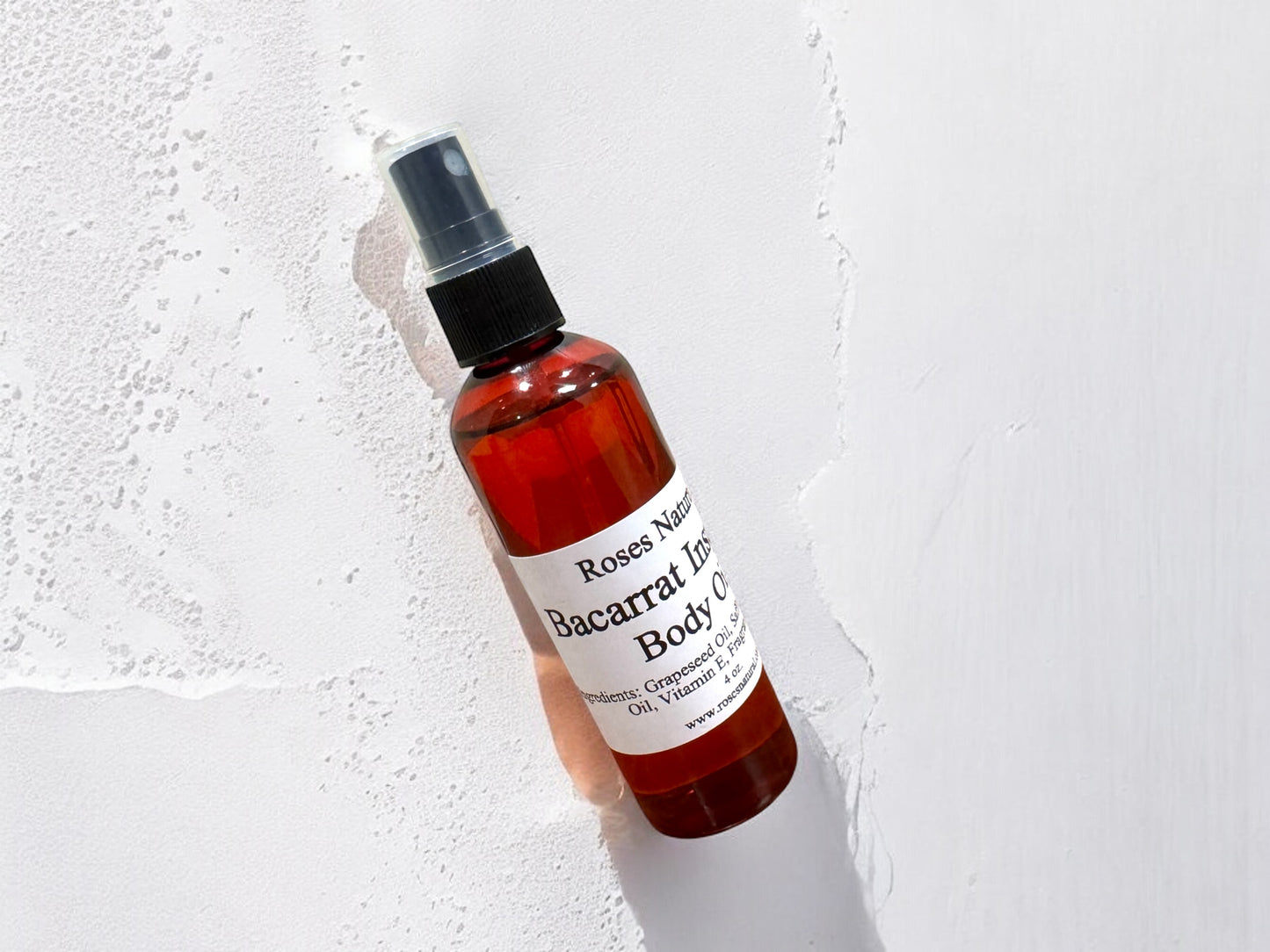 Scented Body Oil: Nourishing Hydration in Captivating Scents